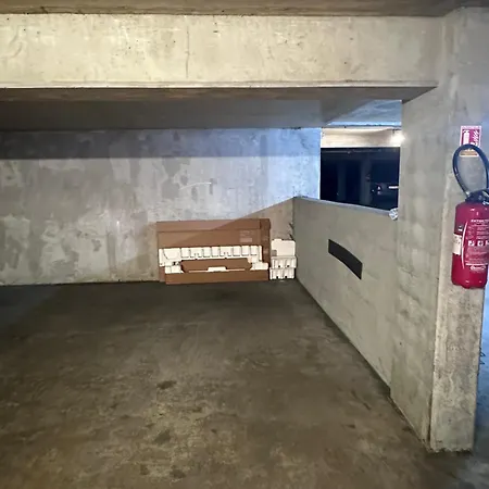 Centre Parking *
