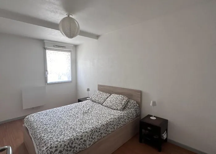 Apartment Centre Parking